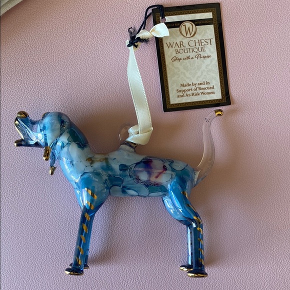 NWT Easter Egg Embroidered Tea Towel, faux flowers and ornament - Picture 8 of 9